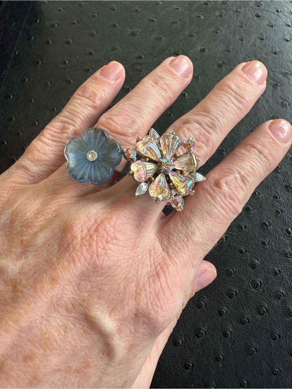 Set of 2 rings made from vintage clip earrings. Size adjustable.